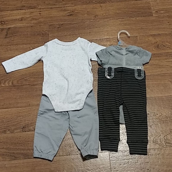 Brand new bundle of two cute outfits - Picture 2 of 4